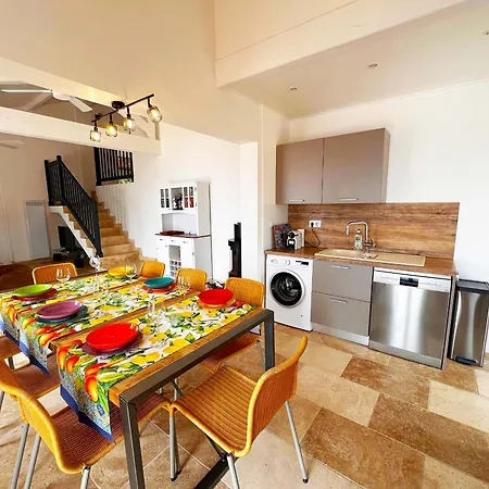 Premium Lucioles Mit Wunderschoenem Meerblick By Riviera Homelife Management شقة