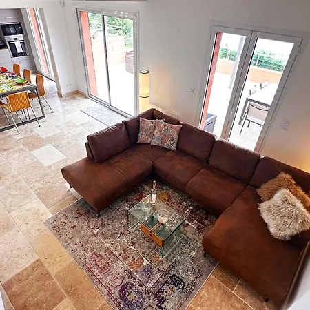 Premium Lucioles Mit Wunderschoenem Meerblick By Riviera Homelife Management