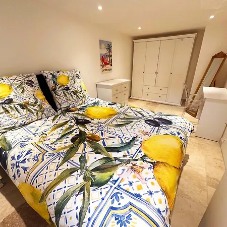 Premium Lucioles Mit Wunderschoenem Meerblick By Riviera Homelife Management شقة